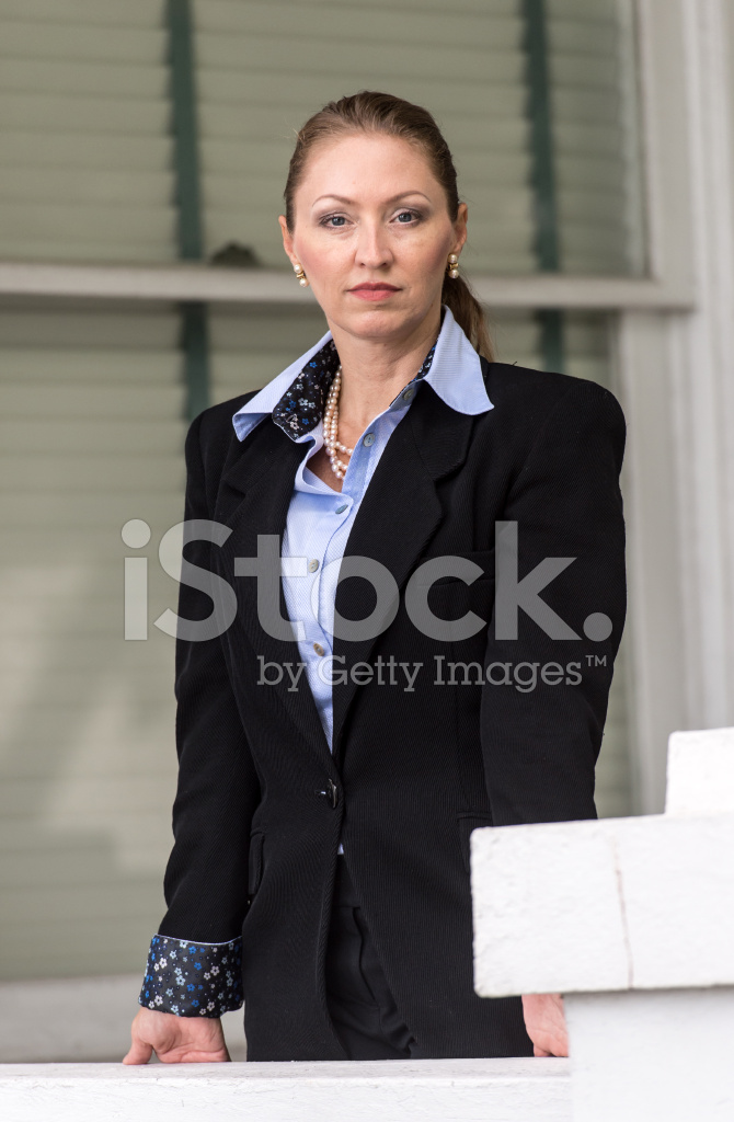 Mature ladies executive for contact